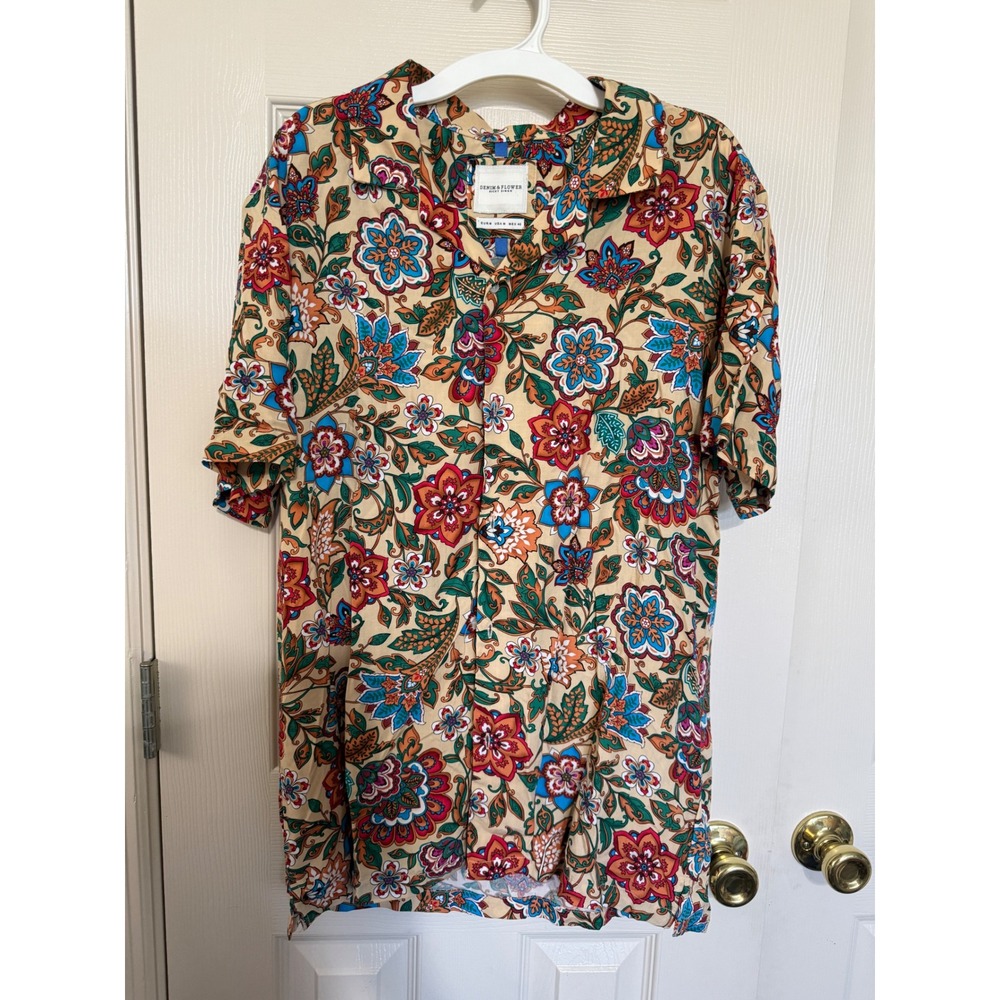 Denim & Flower Ricky Singh Mens Medium Floral Paisley Short Sleeve Button Down
